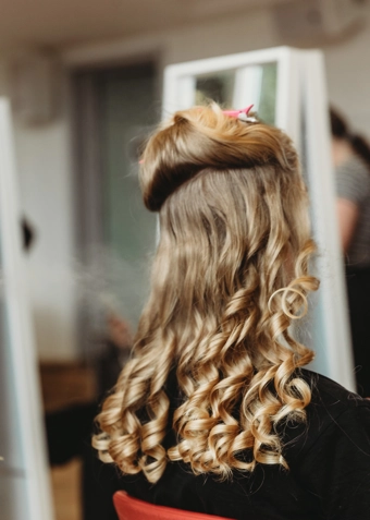 Nails, Hair & Makeup vol. 4 - Klik for at tilmelde dig