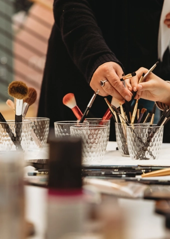 Nails, Hair & Makeup vol. 3 - Klik for at tilmelde dig