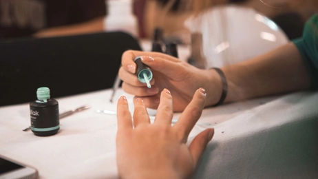 Nails, Hair & Makeup vol. 2 - Klik for at tilmelde dig